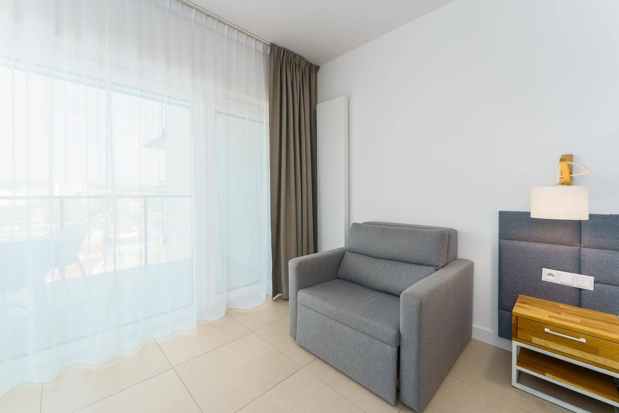 Aquamarina Prima Deluxe Studios With Sea View By Noclegi Renters Miedzyzdroje Extérieur photo