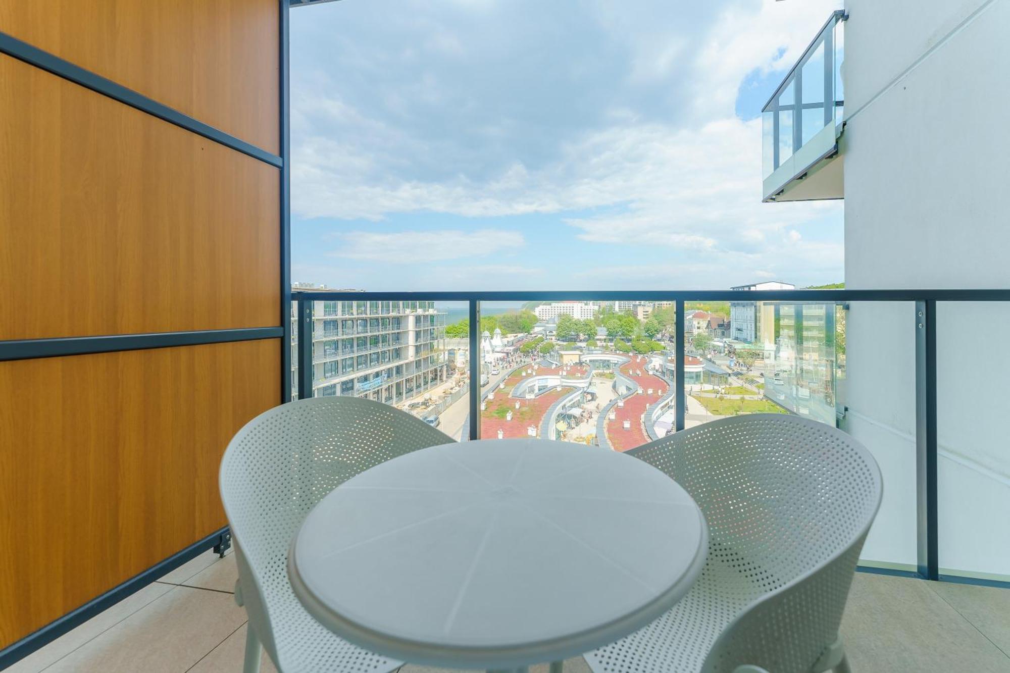 Aquamarina Prima Deluxe Studios With Sea View By Noclegi Renters Miedzyzdroje Extérieur photo